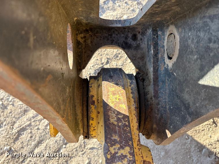 image for item EA7566 2017 Komatsu WA320-8 wheel loader