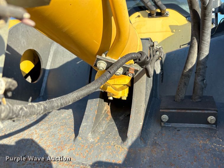 image for item EA7566 2017 Komatsu WA320-8 wheel loader
