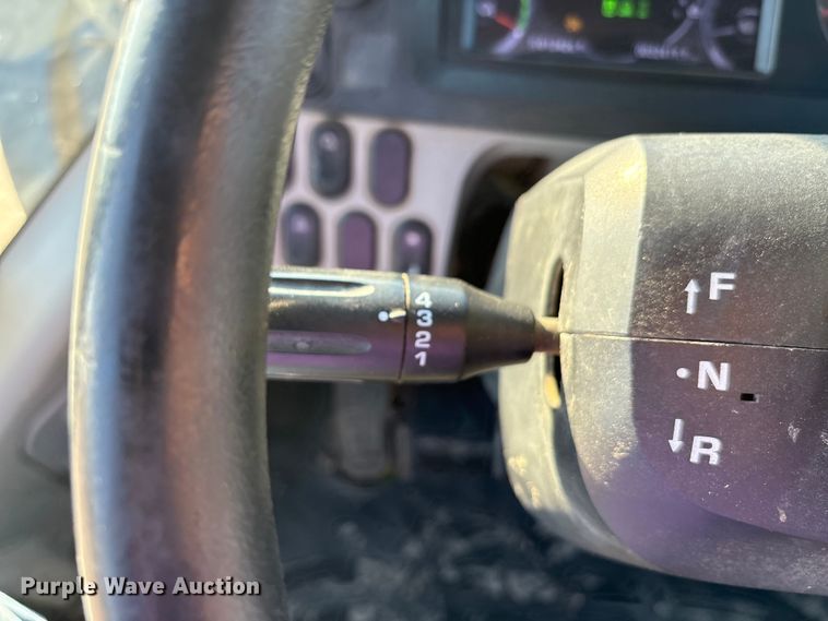 image for item EA7566 2017 Komatsu WA320-8 wheel loader