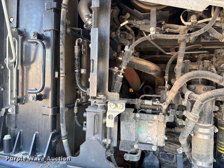 image for item EA7566 2017 Komatsu WA320-8 wheel loader