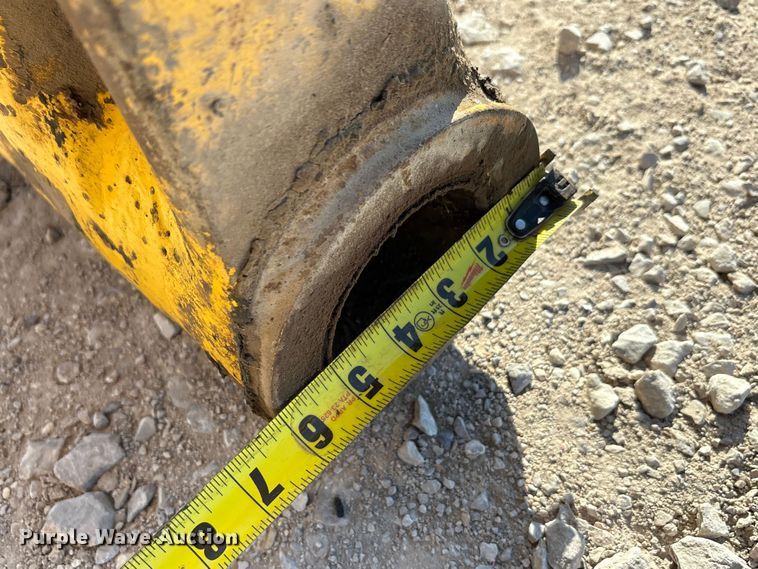 image for item EA7567 2019 Komatsu PC360LC-11 excavator