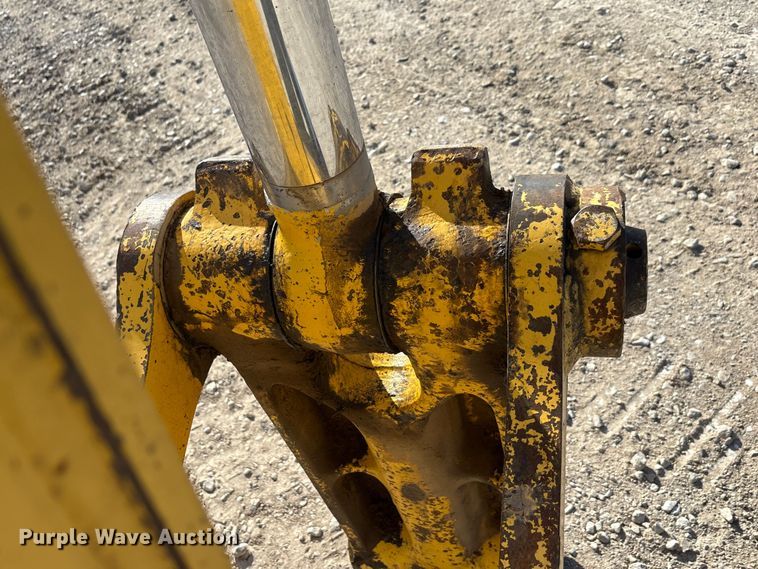 image for item EA7567 2019 Komatsu PC360LC-11 excavator