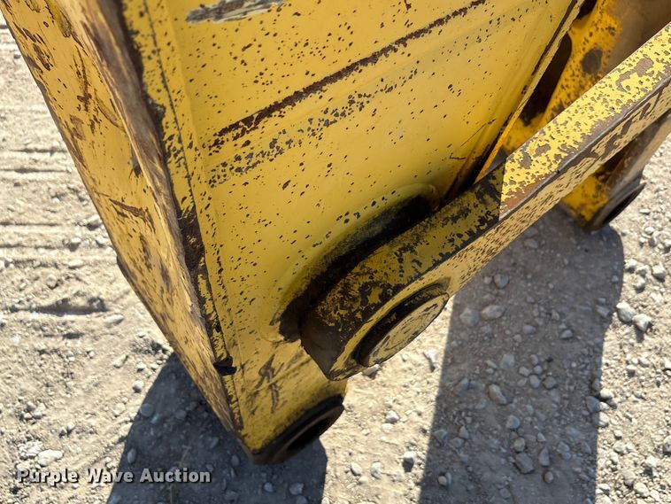 image for item EA7567 2019 Komatsu PC360LC-11 excavator