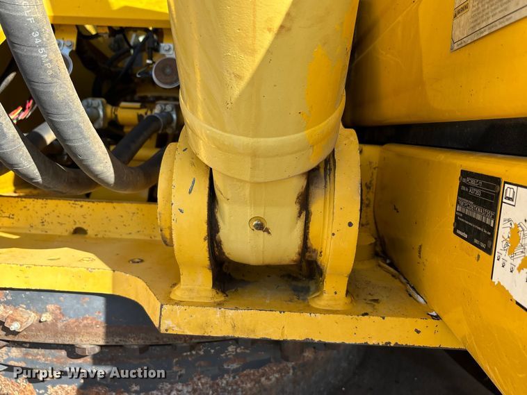 image for item EA7567 2019 Komatsu PC360LC-11 excavator