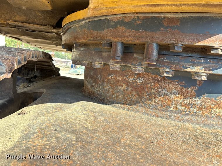 image for item EA7567 2019 Komatsu PC360LC-11 excavator