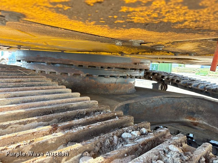 image for item EA7567 2019 Komatsu PC360LC-11 excavator