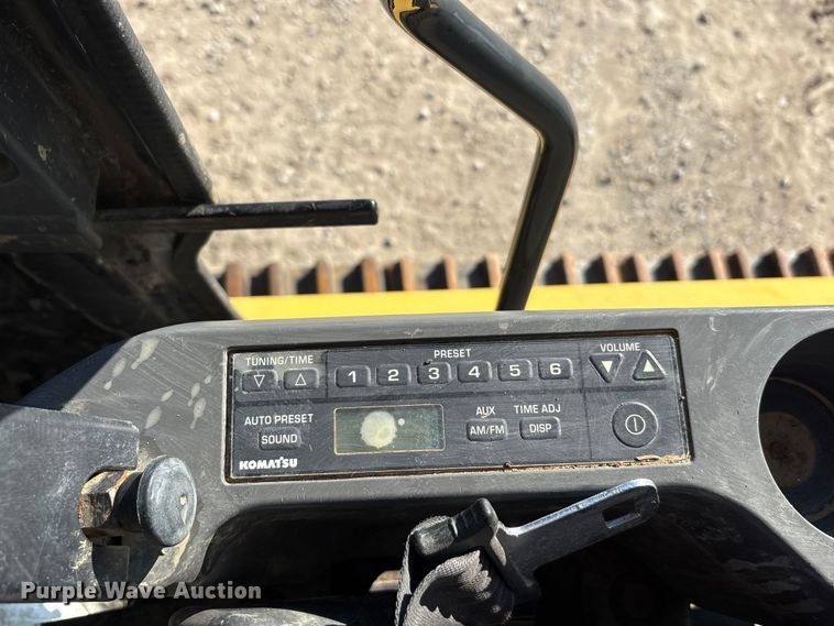 image for item EA7567 2019 Komatsu PC360LC-11 excavator