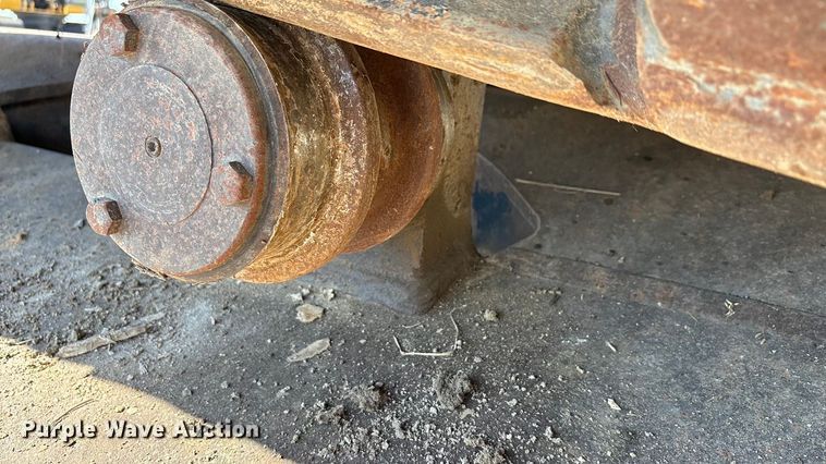 image for item EA7567 2019 Komatsu PC360LC-11 excavator