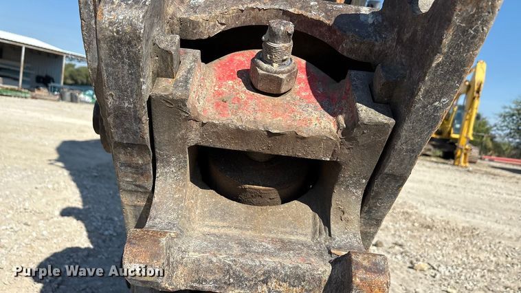 image for item EA7568 2017 John Deere 350G LC excavator