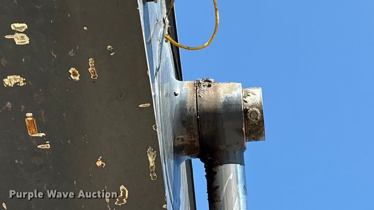 image for item EA7568 2017 John Deere 350G LC excavator