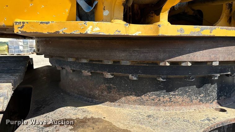 image for item EA7568 2017 John Deere 350G LC excavator