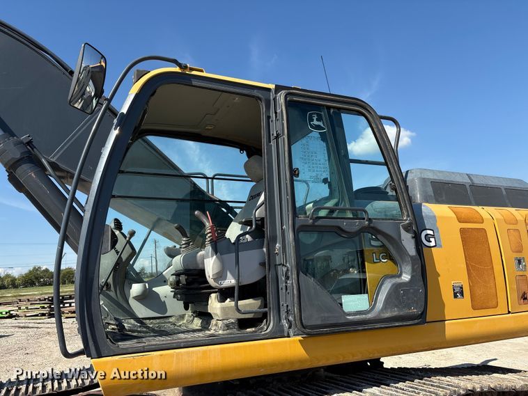 image for item EA7568 2017 John Deere 350G LC excavator