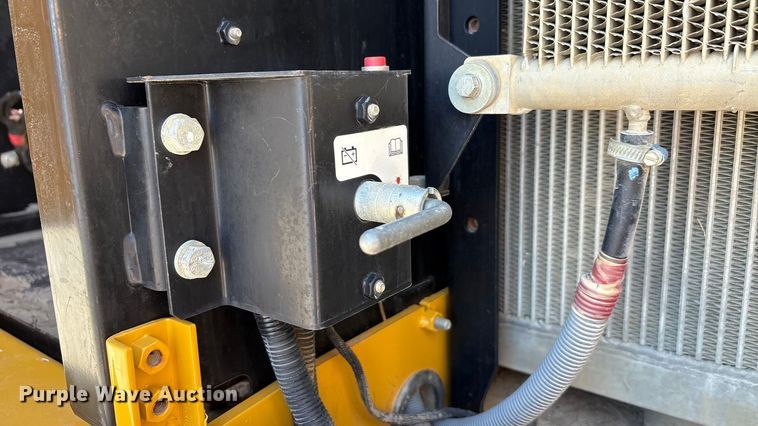 image for item EA7568 2017 John Deere 350G LC excavator