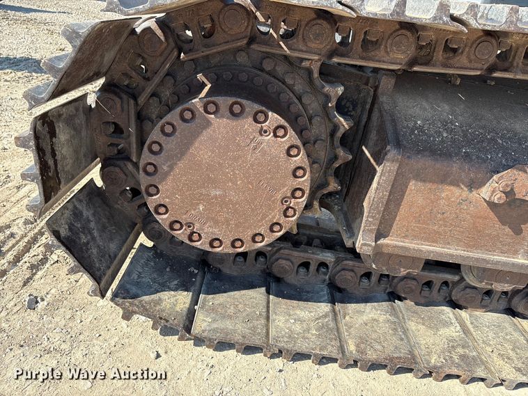 image for item EA7568 2017 John Deere 350G LC excavator