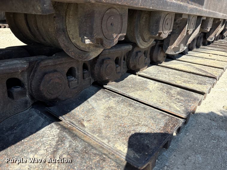 image for item EA7568 2017 John Deere 350G LC excavator