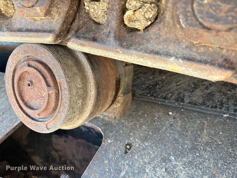 image for item EA7568 2017 John Deere 350G LC excavator