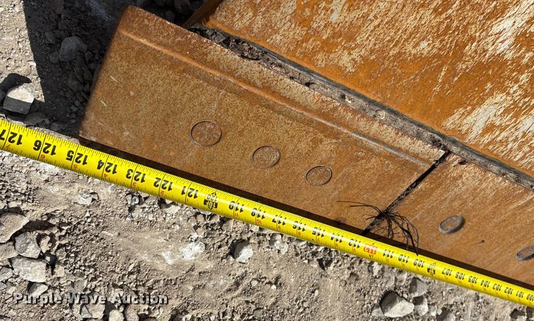 image for item EA7569 2019 Caterpillar D5K2 LGP dozer