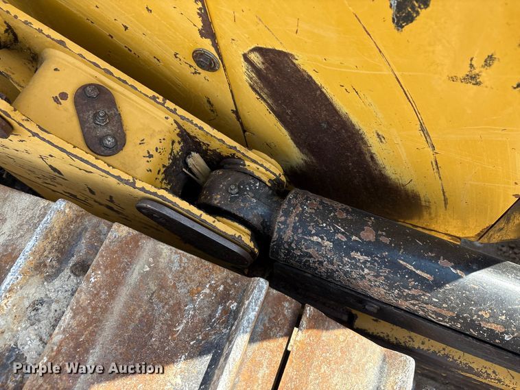 image for item EA7569 2019 Caterpillar D5K2 LGP dozer