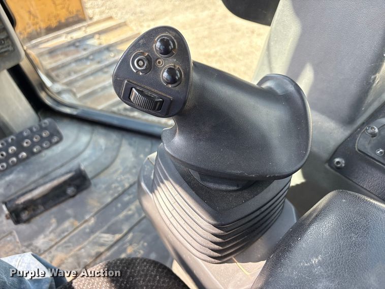 image for item EA7569 2019 Caterpillar D5K2 LGP dozer