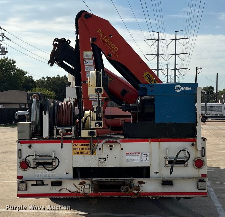 image for item EA7570 2016 Freightliner 114SD crane truck