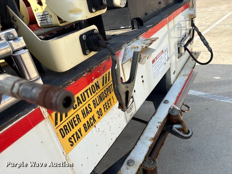 image for item EA7570 2016 Freightliner 114SD crane truck