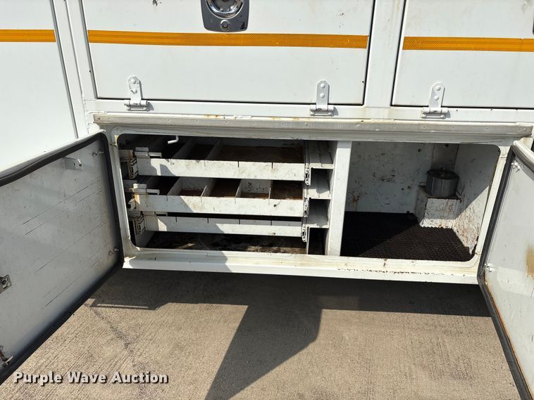 image for item EA7570 2016 Freightliner 114SD crane truck