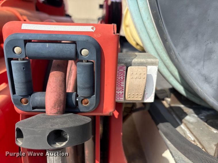 image for item EA7570 2016 Freightliner 114SD crane truck