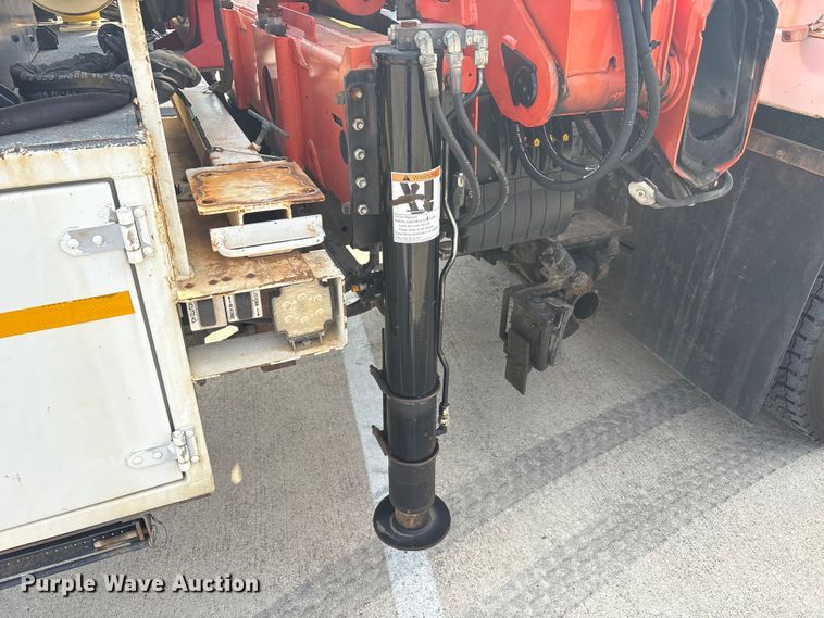 image for item EA7570 2016 Freightliner 114SD crane truck