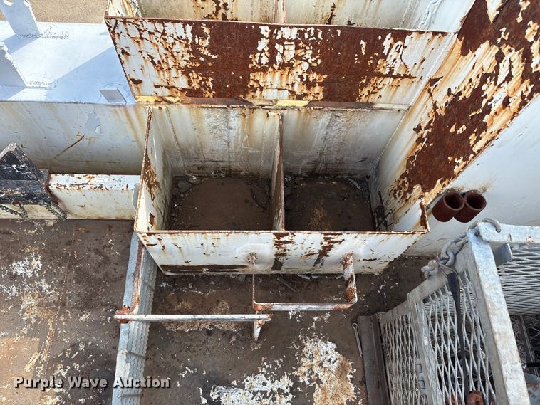 image for item EA7570 2016 Freightliner 114SD crane truck