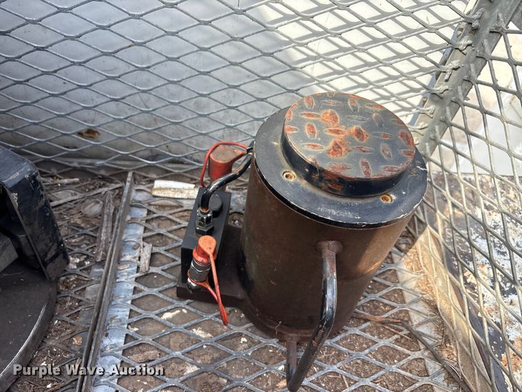 image for item EA7570 2016 Freightliner 114SD crane truck