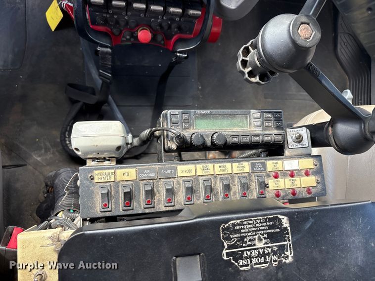 image for item EA7570 2016 Freightliner 114SD crane truck