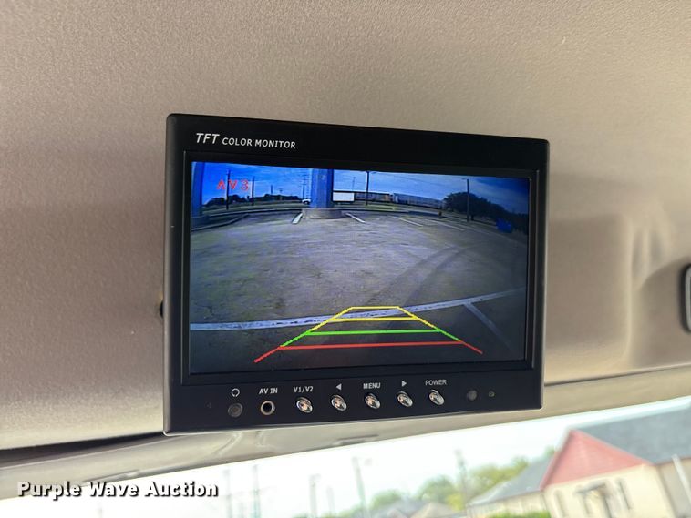 image for item EA7570 2016 Freightliner 114SD crane truck