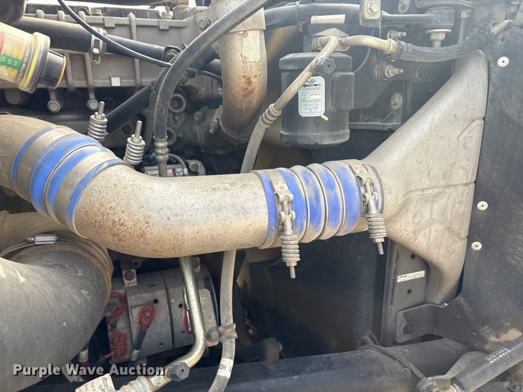 image for item EA7570 2016 Freightliner 114SD crane truck