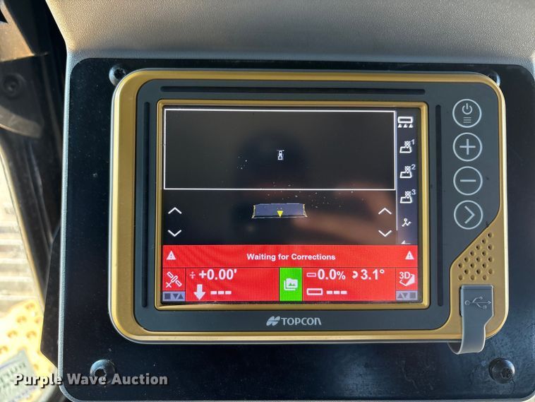 image for item EA7585 2022 Caterpillar D6 LGP dozer