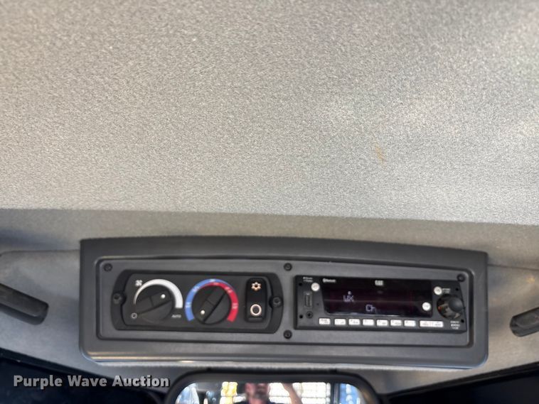 image for item EA7585 2022 Caterpillar D6 LGP dozer