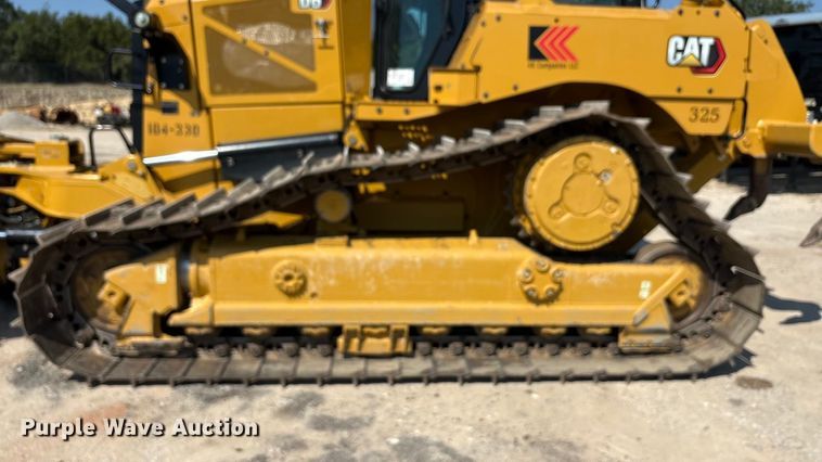 image for item EA7585 2022 Caterpillar D6 LGP dozer
