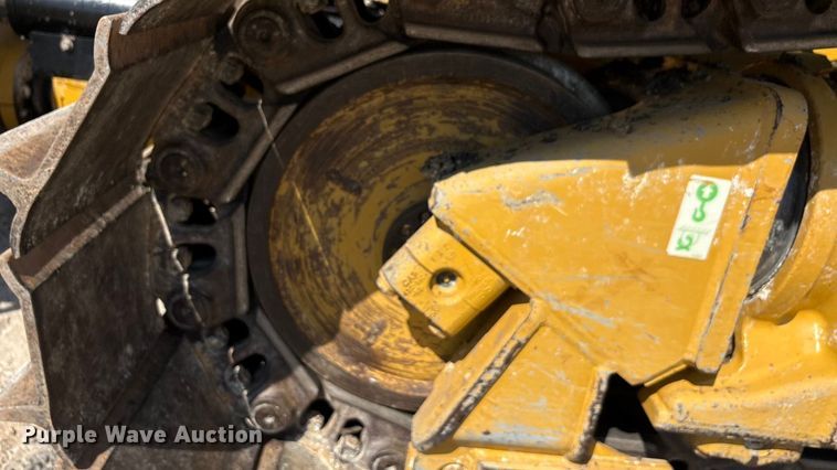 image for item EA7585 2022 Caterpillar D6 LGP dozer