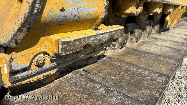 image for item EA7585 2022 Caterpillar D6 LGP dozer
