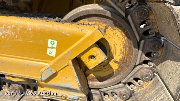 image for item EA7585 2022 Caterpillar D6 LGP dozer