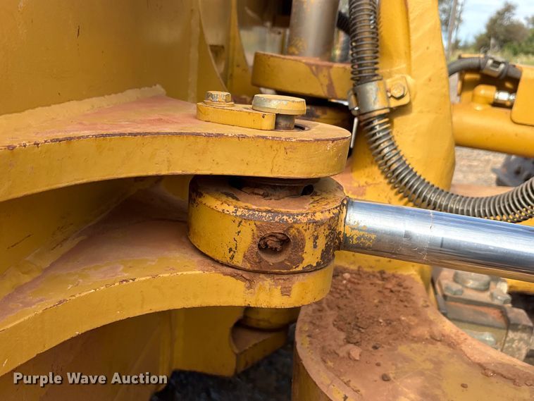 image for item EA7586 2012 Caterpillar D6K XL dozer