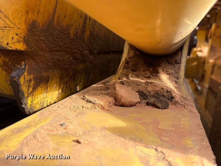 image for item EA7586 2012 Caterpillar D6K XL dozer