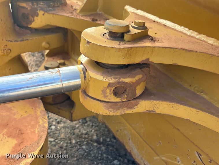 image for item EA7586 2012 Caterpillar D6K XL dozer