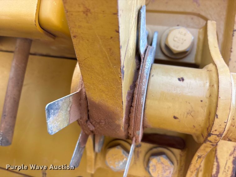 image for item EA7586 2012 Caterpillar D6K XL dozer