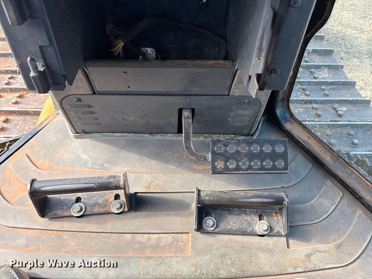 image for item EA7586 2012 Caterpillar D6K XL dozer