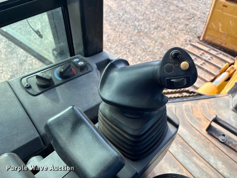 image for item EA7586 2012 Caterpillar D6K XL dozer