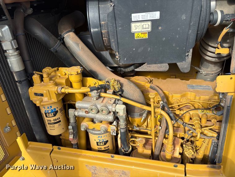 image for item EA7586 2012 Caterpillar D6K XL dozer