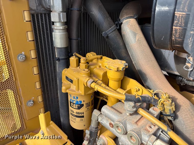 image for item EA7586 2012 Caterpillar D6K XL dozer