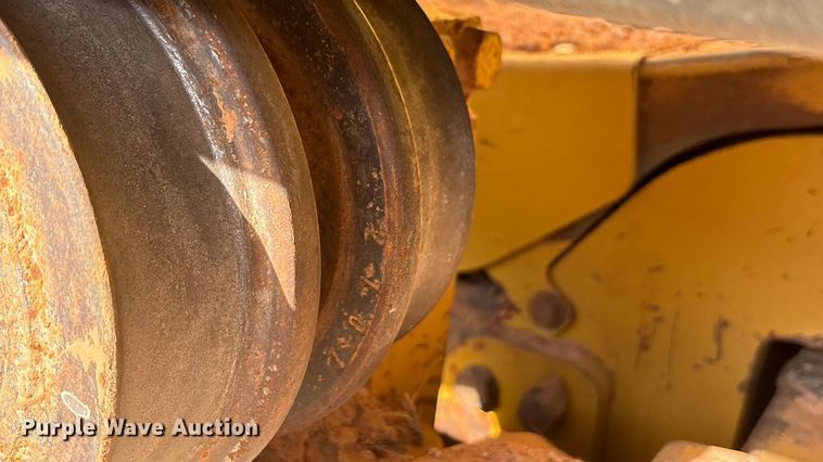 image for item EA7586 2012 Caterpillar D6K XL dozer