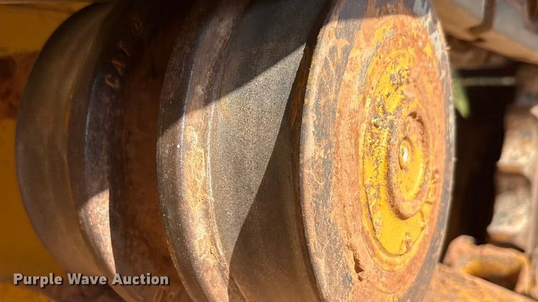 image for item EA7586 2012 Caterpillar D6K XL dozer