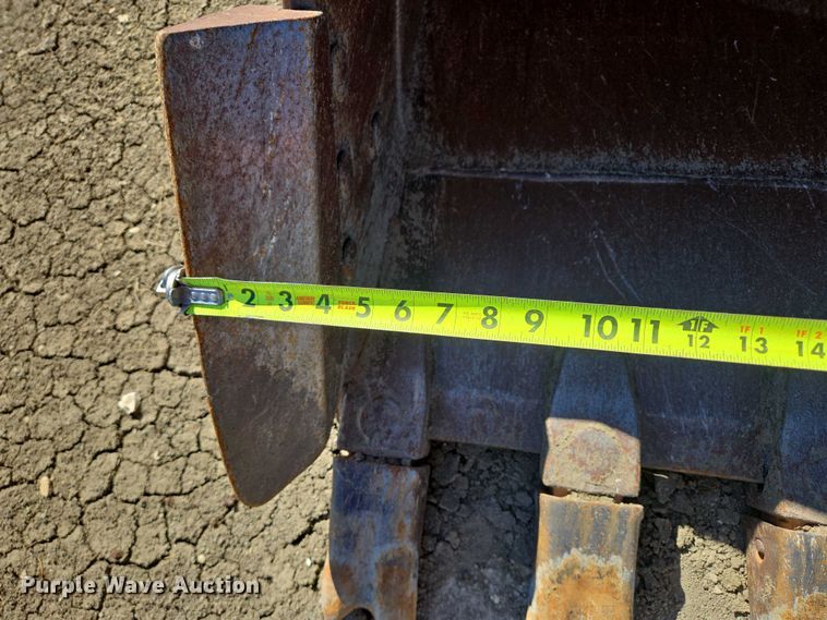 image for item EB1061 2014 JCB JS145LC excavator